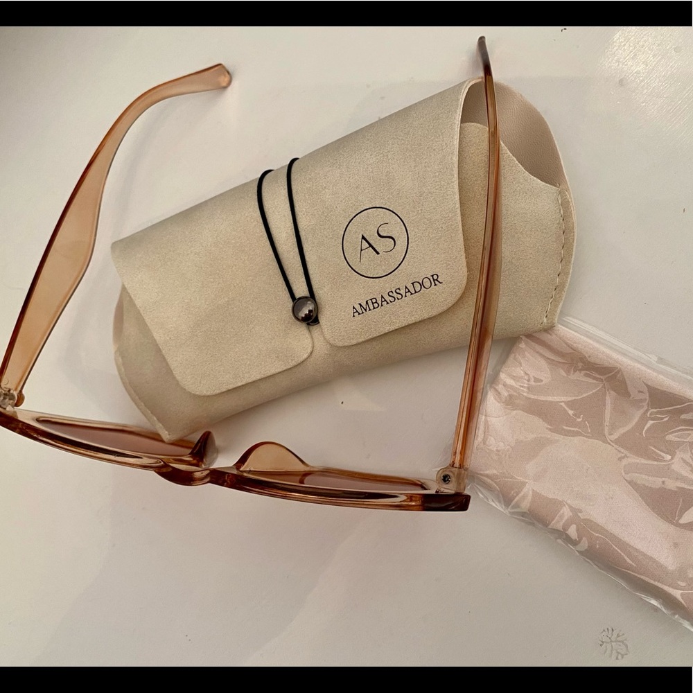 Brand New Ambassador sunglasses-
